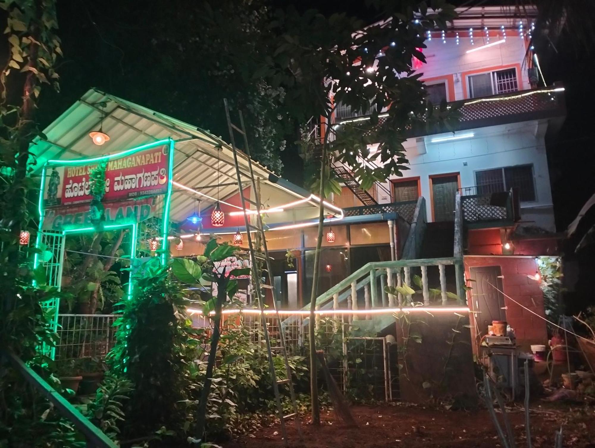Greenland Gokarna Ac And Non Ac Only For Bachelors And Young Couples * Gokarna (Karnataka)